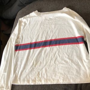 white crop top long sleeve